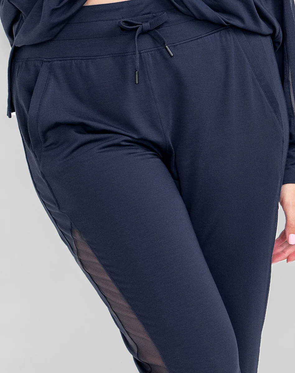 BlissWear Jogger - Image 4