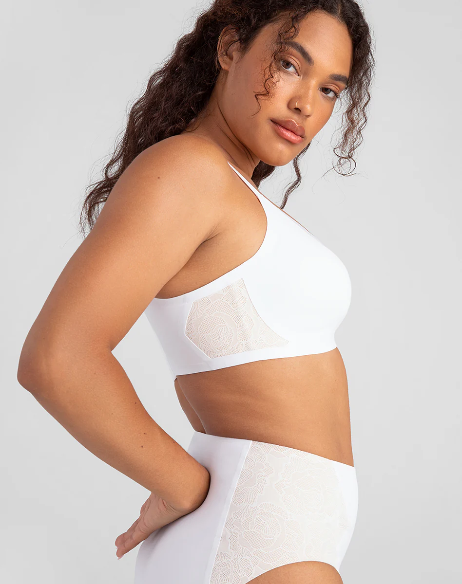 CrossOver Lace Bra - Image 10