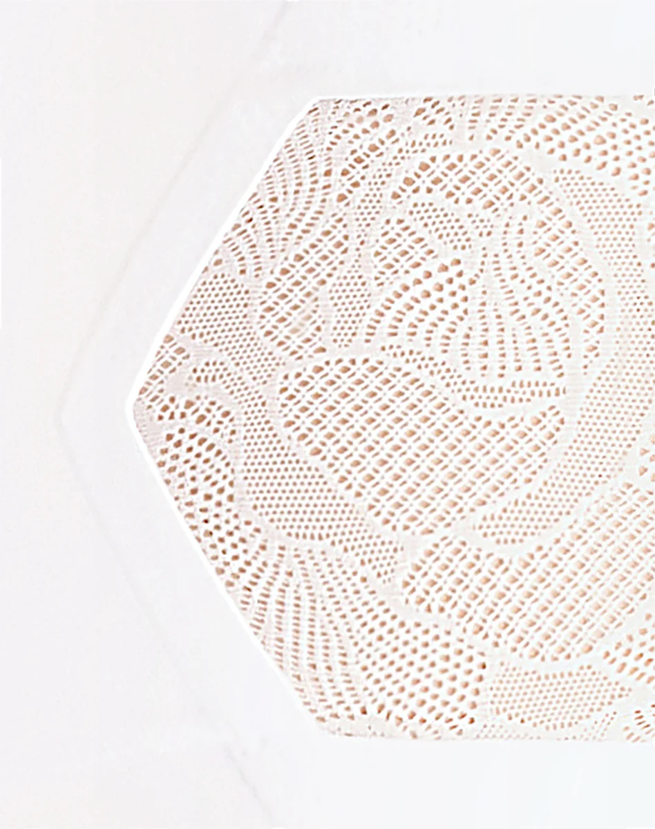 CrossOver Lace Bra - Image 4