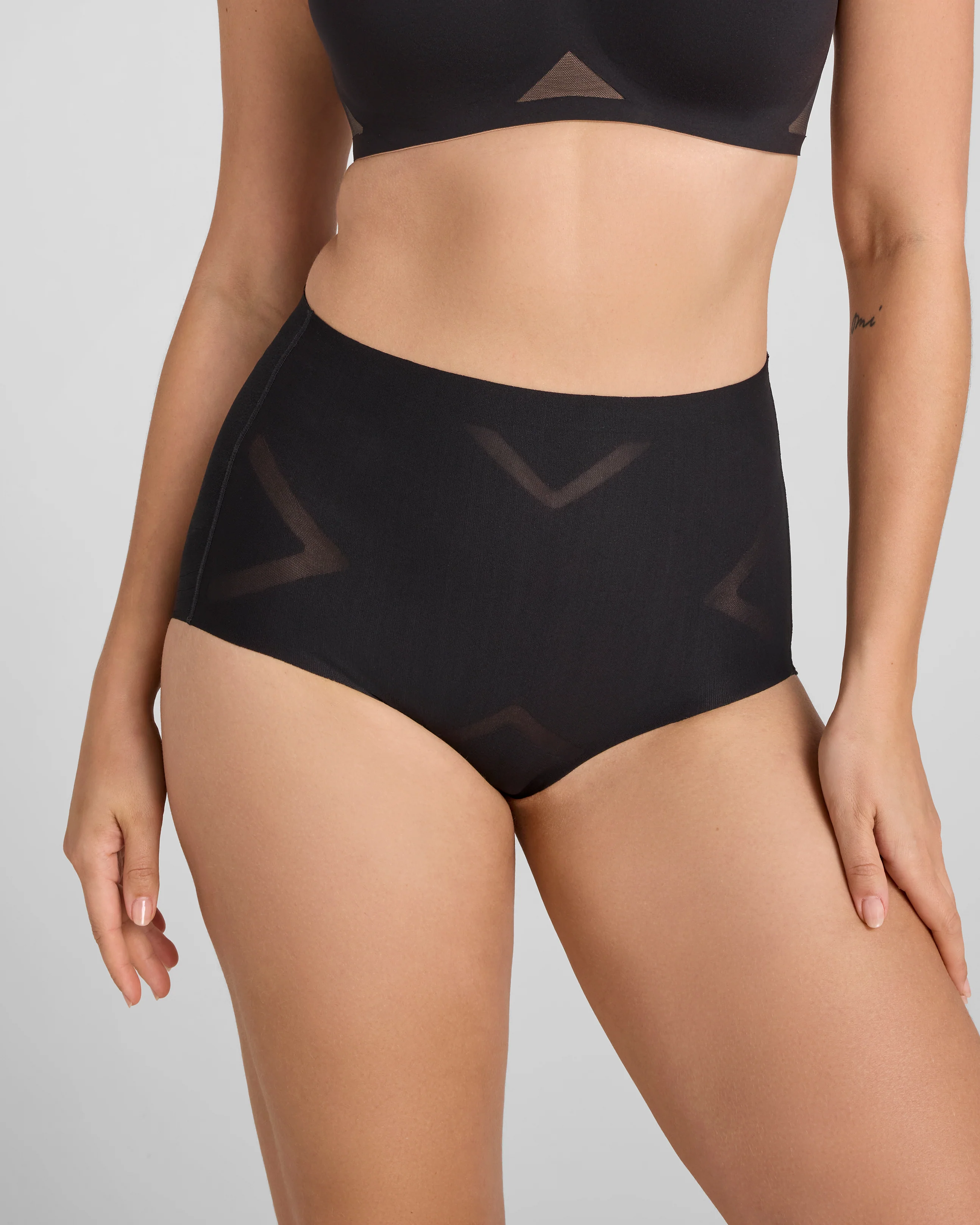 MeshSculpt Mid-Waist Brief - Image 7
