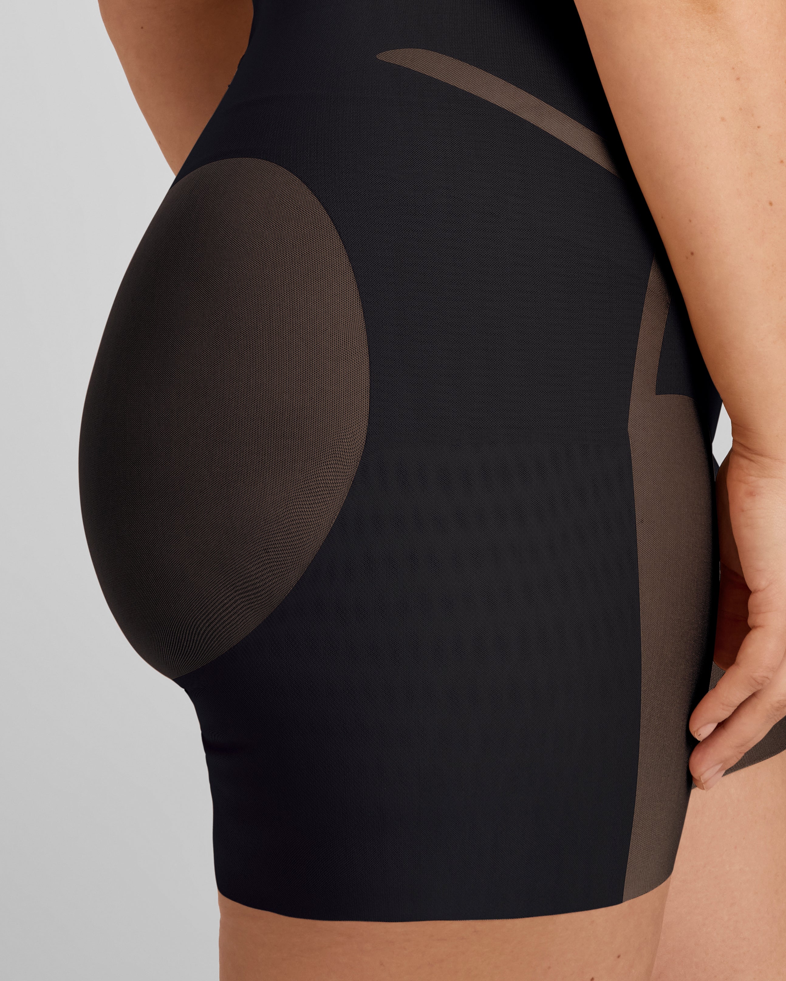 MeshSculpt Mid-Waist Short - Image 18