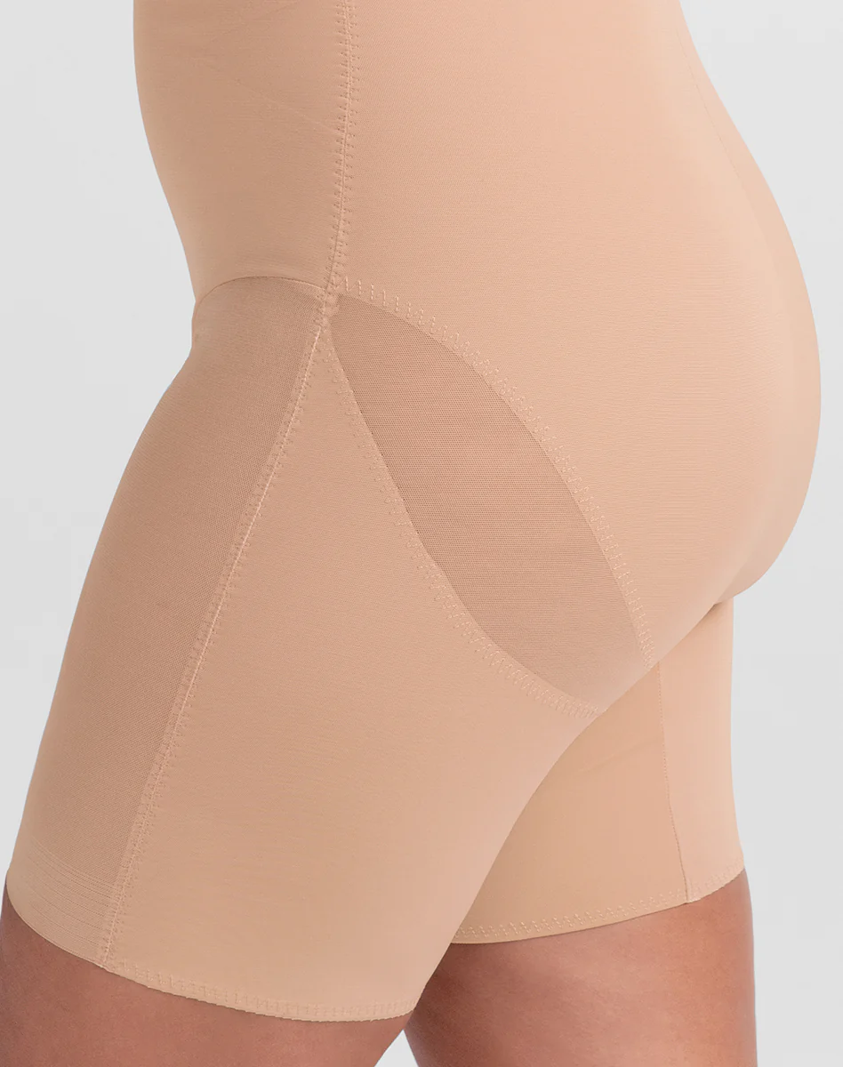 Mid-Waist Short - Image 10