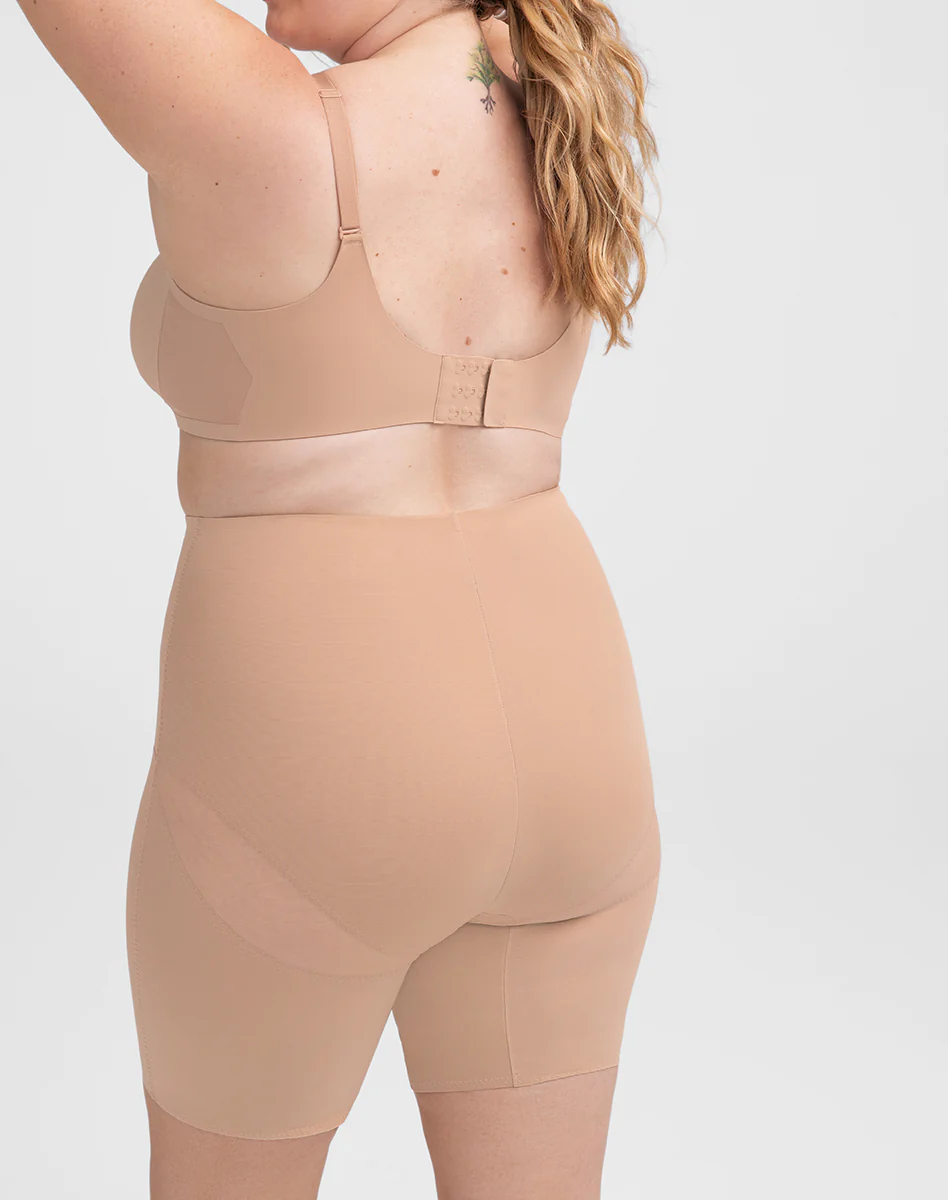 Mid-Waist Short - Image 22