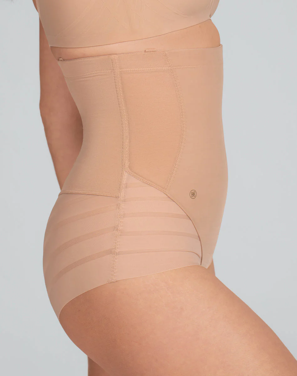 Queen Brief - Image 20