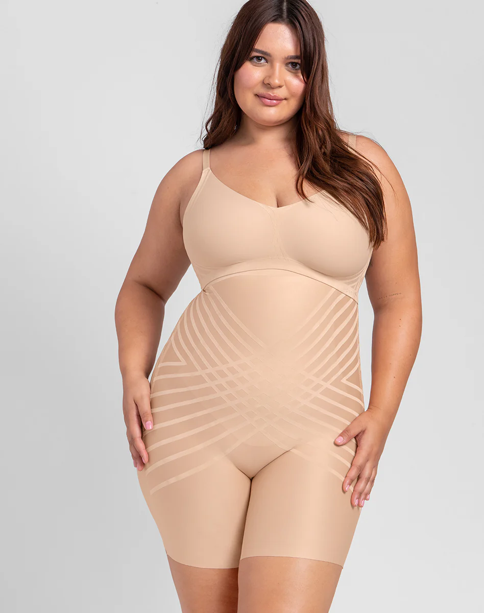 Silhouette High-Waist Short - Image 10